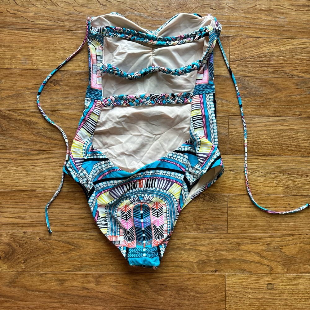 Colorful Swimwear - Picture 2 of 3